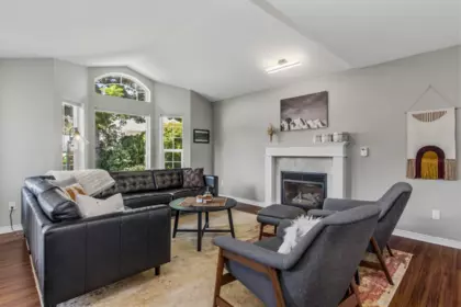 1830 Willow Crescent, Squamish, BC, Squamish — Single Family Residence for sale