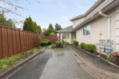 Basement Recreation Room Photo of 35 8051 Ash Street, Richmond, BC