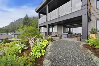 Neighborhood Park Photo Near 5487 Maclachlan Place, Chilliwack, BC