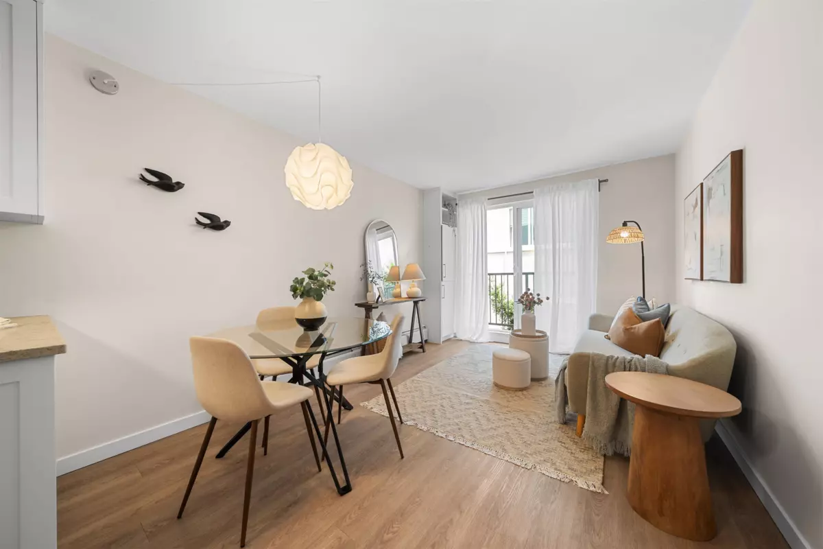 Family Room Photo of 210 2234 W 1st Avenue, Vancouver, BC