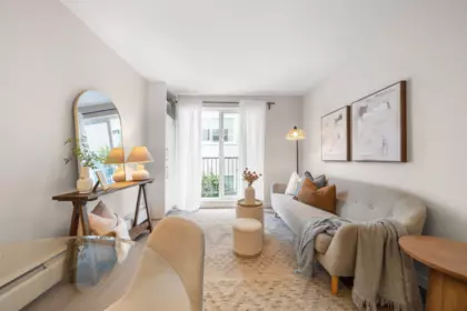 210 2234 W 1st Avenue, Vancouver, BC, Vancouver — Apartment/Condo for sale
