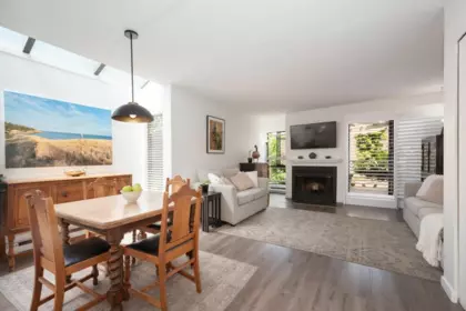 10 230 W 14th Street, North Vancouver, BC, North Vancouver — Townhouse for sale