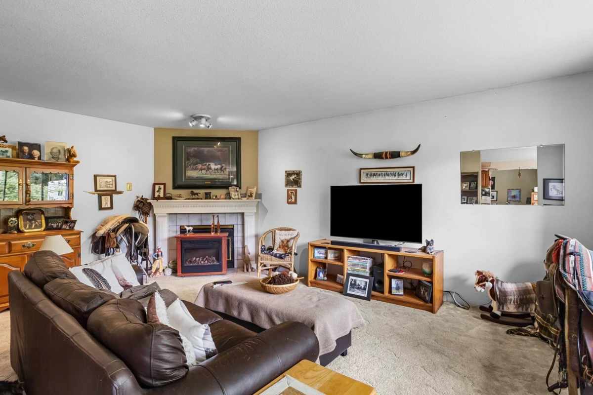 Living Room Photo of 13432 224 Street, Maple Ridge, BC