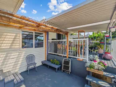 Loft / Bonus Room Photo of 14116 88 Avenue, Surrey, BC