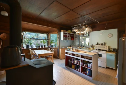 Dining Area Photo of 5066 Sherman Lane, Halfmoon Bay, BC
