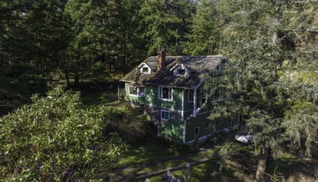 Exterior Rear Photo of 5066 Sherman Lane, Halfmoon Bay, BC
