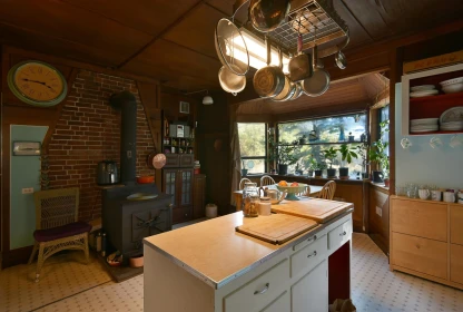 Family Room Photo of 5066 Sherman Lane, Halfmoon Bay, BC