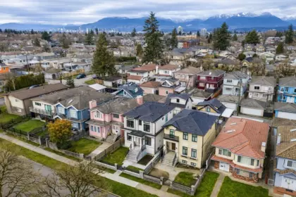 2719 E 46th Avenue, Vancouver, BC, Vancouver — Single Family Residence for sale