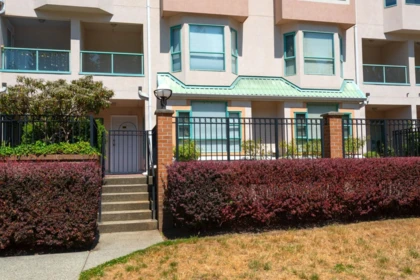 108E 3081 Glen Drive, Coquitlam, BC, Coquitlam — Townhouse for sale
