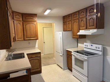 Kitchen Photo of 105 9175 Mary Street, Chilliwack, BC