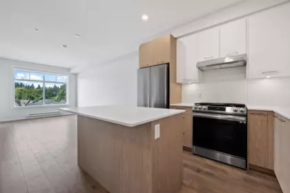 405 3317 148 Street, Surrey, BC, Surrey — Apartment/Condo for sale