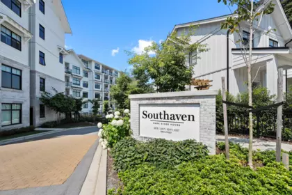 405 3317 148 Street, Surrey, BC, Surrey — Apartment/Condo for sale