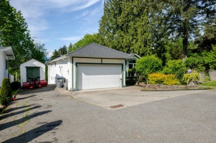 13747 115 Avenue, Surrey, BC, Surrey — Single Family Residence for sale