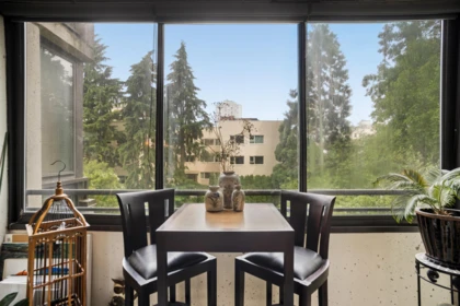 Breakfast Nook Photo of 406 1816 Haro Street, Vancouver, BC