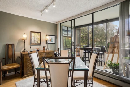 Kitchen Photo of 406 1816 Haro Street, Vancouver, BC