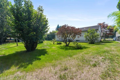 Hot Tub / Spa Photo of 46439 Strathcona Road, Chilliwack, BC