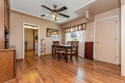 Kitchen Island Photo of 46439 Strathcona Road, Chilliwack, BC