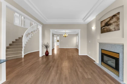 Breakfast Nook Photo of 15674 101a Avenue, Surrey, BC