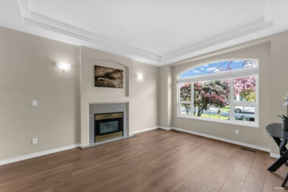 15674 101a Avenue, Surrey, BC, Surrey — Single Family Residence for sale