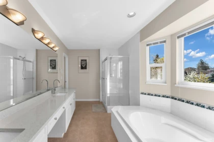 Hot Tub / Spa Photo of 15674 101a Avenue, Surrey, BC