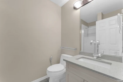 Laundry Room Photo of 15674 101a Avenue, Surrey, BC