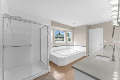 Swimming Pool Photo of 15674 101a Avenue, Surrey, BC