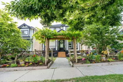 6779 192 Street, Surrey, BC, Surrey — Single Family Residence for sale
