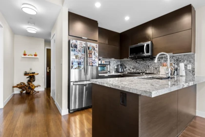 Breakfast Nook Photo of 807 2077 Rosser Avenue, Burnaby, BC