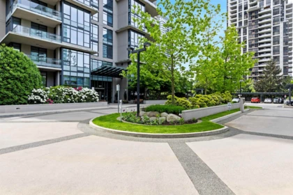 807 2077 Rosser Avenue, Burnaby, BC, Burnaby — Apartment/Condo for sale