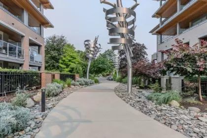 105 7133 14th Avenue, Burnaby, BC, Burnaby — Apartment/Condo for sale