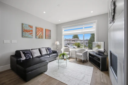 7835 12th Avenue, Burnaby, BC, Burnaby — Half Duplex for sale