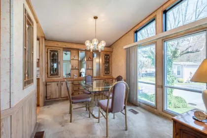 Breakfast Nook Photo of 20 145 King Edward Street, Coquitlam, BC