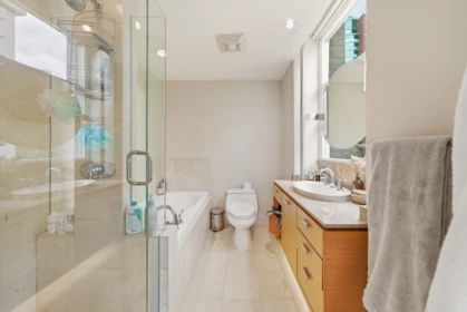 Primary Bedroom Photo of 404 1925 Alberni Street, Vancouver, BC