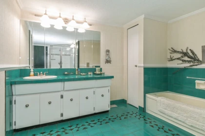 Hot Tub / Spa Photo of 2704 St. Moritz Way, Abbotsford, BC