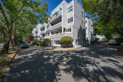 105 7431 Blundell Road, Richmond, BC, Richmond — Apartment/Condo for sale