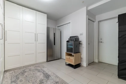 Kitchen Island Photo of 5510 Oak Street, Vancouver, BC