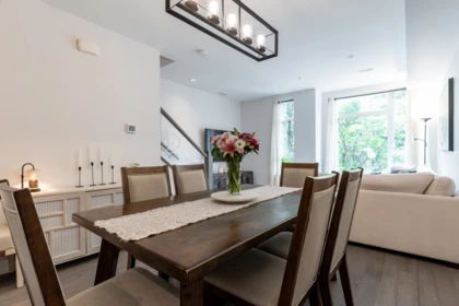 Primary Bedroom Photo of 5510 Oak Street, Vancouver, BC