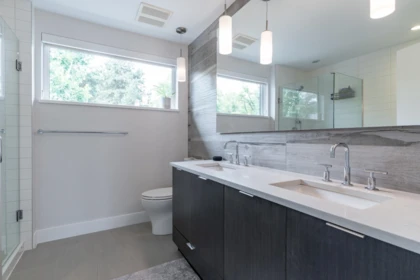 Walk-In Closet Photo of 5510 Oak Street, Vancouver, BC