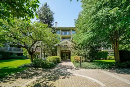 401 15220 Guildford Drive, Surrey, BC, Surrey — Apartment/Condo for sale