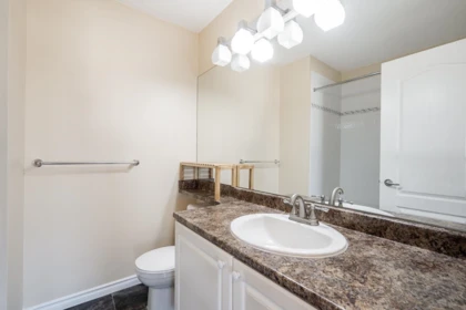 Hallway Photo of 401 15220 Guildford Drive, Surrey, BC