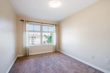 Mudroom Photo of 401 15220 Guildford Drive, Surrey, BC