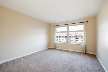 Powder Room Photo of 401 15220 Guildford Drive, Surrey, BC