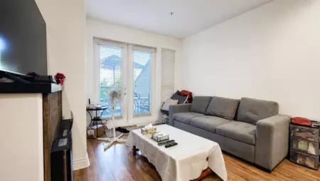 Family Room Photo of 217 2970 King George Boulevard, Surrey, BC