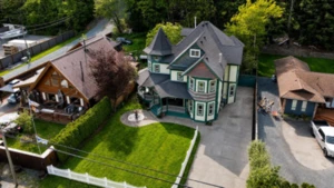 864 Hot Springs Road, Harrison Hot Springs, BC