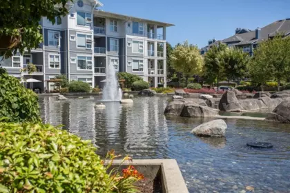 302 4600 Westwater Drive, Richmond, BC, Richmond — Apartment/Condo for sale