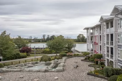 302 4600 Westwater Drive, Richmond, BC, Richmond — Apartment/Condo for sale
