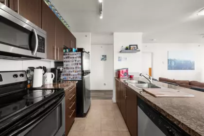 Kitchen Photo of 1006 898 Carnarvon Street, New Westminster, BC