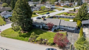 1005 Westmount Drive, Port Moody, BC