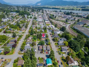 Front Yard Photo of 32931 1 Avenue, Mission, BC