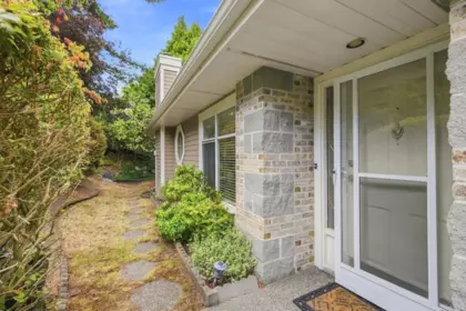 Family Room Photo of 9 15273 24th Avenue, Surrey, BC